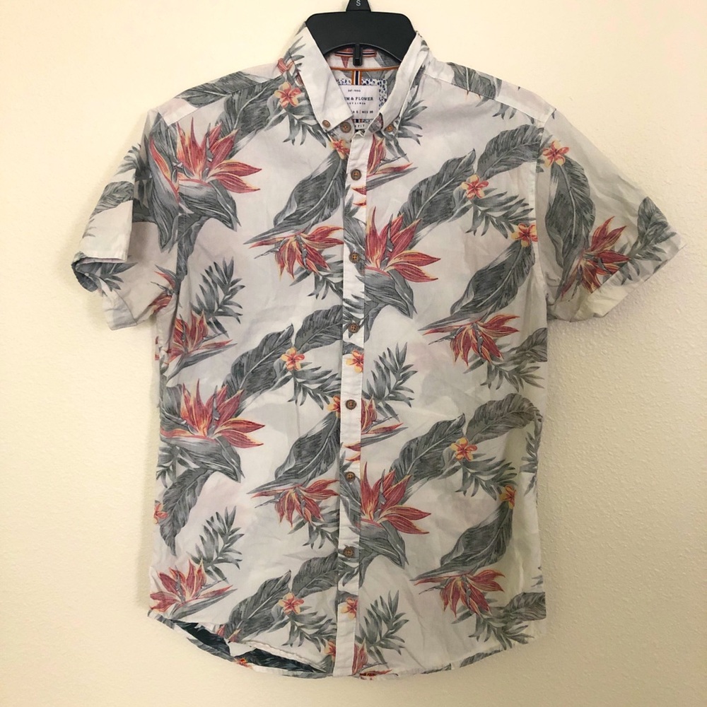 Denim and flower ricky Singh short sleeve casual button down shirt size small
